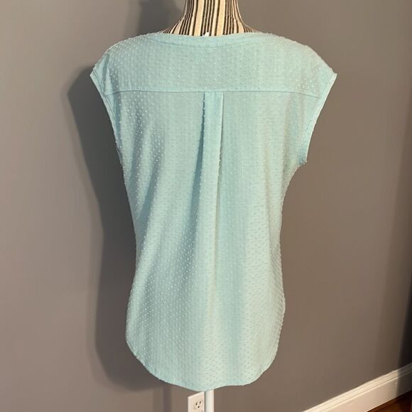 ELLE Women’s Sleeveless Shirt. Medium. Aqua green - Picture 2 of 6